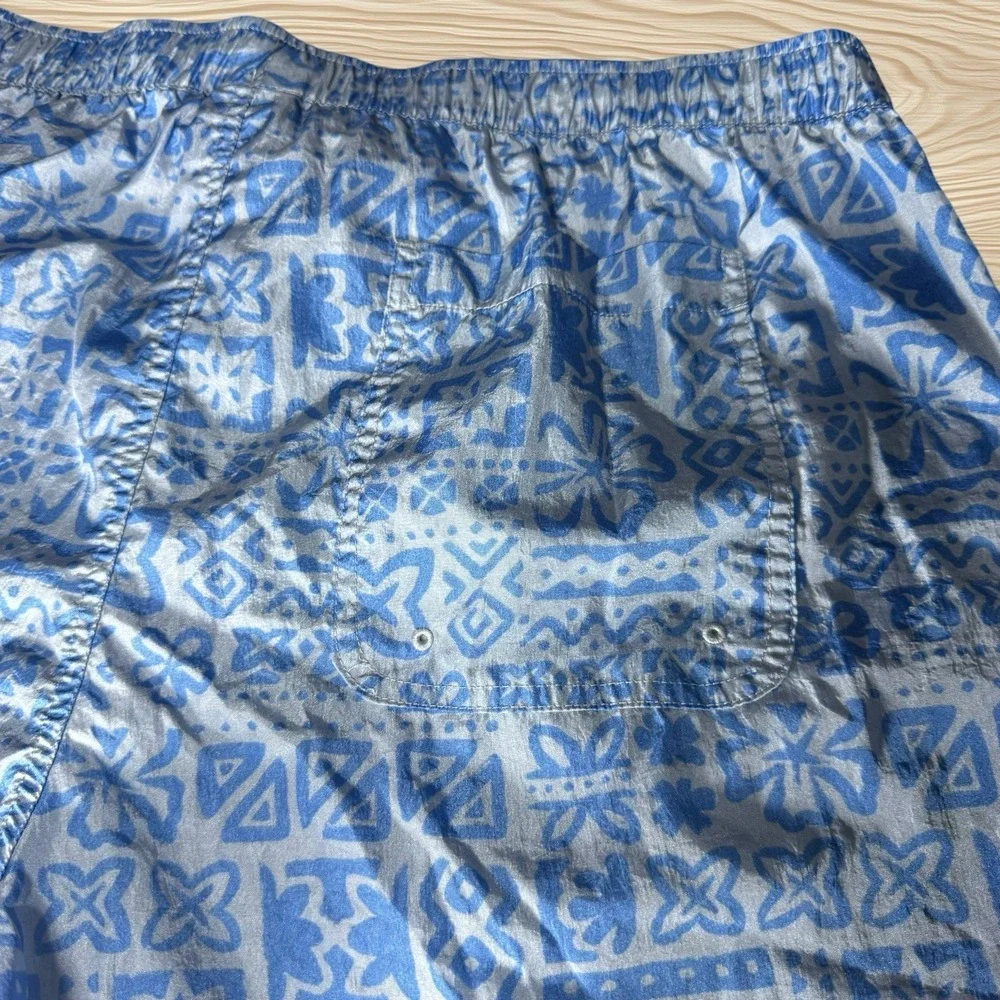 Urban Outfitters Men's XL Blue Tropical Print Swim Trunks No Mesh Beach Shorts